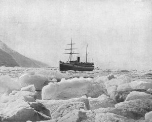 De stoomboot Queen, Glacier Bay, Alaska, VS, c1900 door Unbekannt