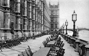 Het terras van het Lagerhuis, Londen, 1926-1927 door Unbekannt