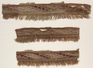 Drie Randfragmenten, c. 1100-1400 door Unbekannt