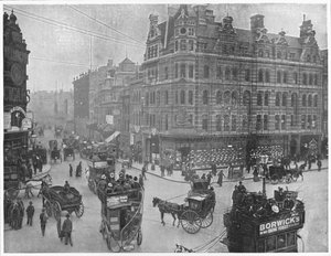 Hoek van Tottenham Court Road, Londen, ca. 1903