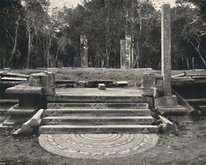 Trap met Afbeelding van Aardgeesten, waarschijnlijk toegang tot een heilige Bobaum, Anuradhapura door Unbekannt
