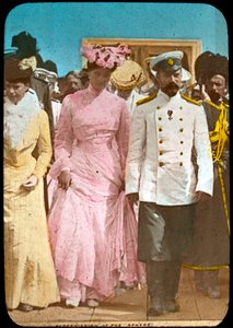 Tsaar Nicolaas II van Rusland en Tsarina Alexandra, ca. 1894-1917 door Unbekannt