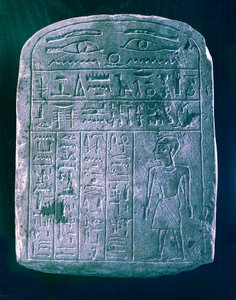 Votief stèle gewijd door zijn broer aan een man uit Ermant, nabij Thebe, Oud Egypte