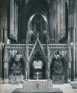 Westminster Abbey, Londen, met Benno Elkans Oude Testament en Nieuwe Testament Kandelabers, ca. 1942