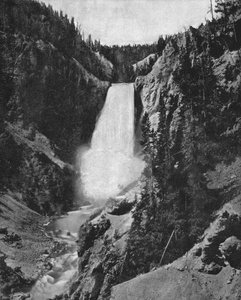 Yellowstone Falls, Wyoming, VS, ca. 1900 door Unbekannt