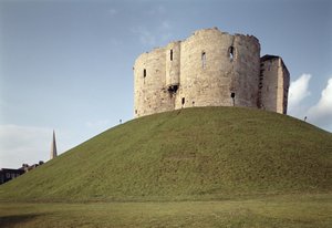 Exterieur van Cliffords Tower, York, North Yorkshire door Unbekannt Unbekannt