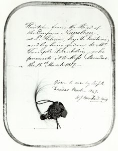 Haar geknipt van het hoofd van Keizer Napoleon door Giovanni Natale Santini en door hem gegeven aan William Temple Franklin, 1816 door Unbekannt Unbekannt