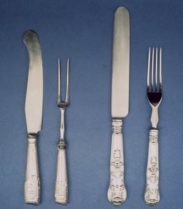 Zilveren mes en vork, Sheffield, ca.1780 en latere versie 1835, door Atkin en Oxley