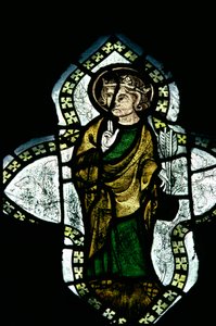 St. Edmund, gekroond en met nimbus, dragend de pijlen van zijn martelaarschap, 14e eeuw glas-in-lood door Unbekannt Unbekannt