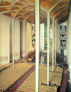 Uitzicht over het schip, Coventry Cathedral