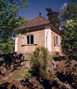 Uitzicht op de specimenopslag van het huis van Carl Linnaeus, Hammarby, Uppsala, Zweden