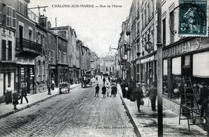 Champagne-Ardenne, Marne (51), Chalons sur Marne (Chalons-sur-Marne): uitzicht op rue de la Marne (de stad heet tegenwoordig Chalons en Champagne (Chalons en Champagne) - Ansichtkaart eind 19e-begin 20e eeuw door William M. Timlin