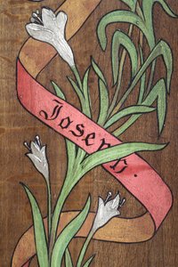 Tekening. Bloemen en een lint met de naam Joseph erop, Fecamp, Frankrijk door Unbekannt