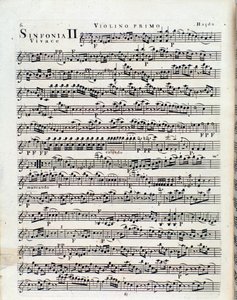 Eerste pagina van muzikale partituur voor viool in Symfonie nr. 2 door J Haydn