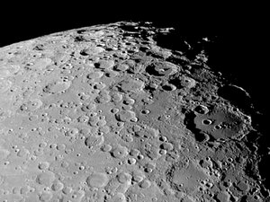 Moretus en Clavius kraters