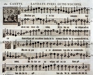 Pagina van de partituur van Laudate pueri psalm met 8 stemmen door Tomas Luis de Victoria door Unbekannter Künstler