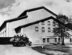 Tweede Wereldoorlog (1939-1945): Oberammergau (Duitsland) 29 april