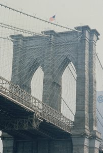 De Brooklyn Bridge door Unbekannt