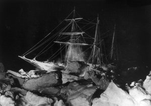 Imperial Trans-Antarctic Expedition: de Endurance vastgelopen