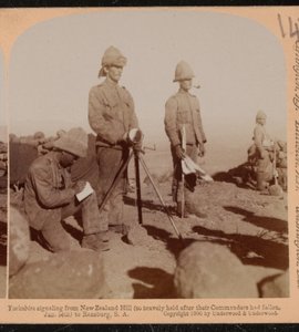 Yorkshire Regiment heliograaf team signalering vanaf New Zealand Hill, Boerenoorlog door Underwood and Underwood