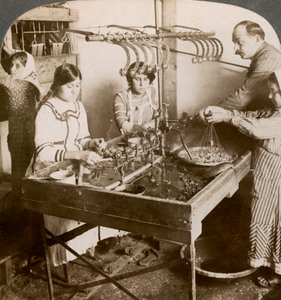 Zijde vervaardigen, Syrië, 1900s door Underwood and Underwood