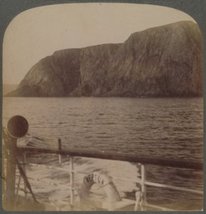 Noordkaap - vanuit het westen - land van de Middernachtzon...Noord-Noorwegen, 1902 door Underwood and Underwood