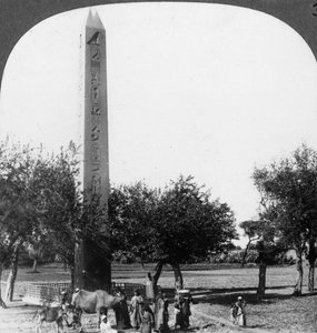 De obelisk van Heliopolis, Egypte, 1905
