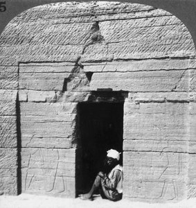 Graf van Harkhuf, een grensbaron in de tijd van de piramidebouwers, Assuan Aswan, Egypte, 1905