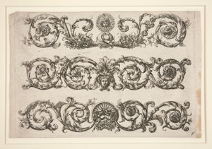 Ornamentaal ontwerp met bloemarabesken (Zon) door Unknown