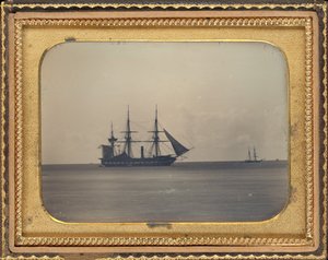 H.M.S. Dauntless voor Anker in Carlisle Bay, Barbados