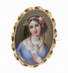 Broche