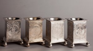 Vier zoutvaten: Van links naar rechts: 1636 (inv AG 0024) door Unknown artist
