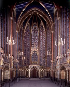 Interieur van de Sainte Chapelle van Parijs: Hoge Kapel, Architectuur door Unknown artist