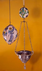Oosterse kunst: polychrome faience ballen met engelen door Unknown artist