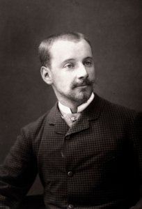 De kunstenaar Albert Maignan gefotografeerd ter gelegenheid van de Salon van Parijs in 1881 door Unknown