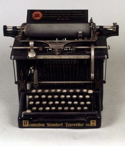 Typemachine, Model Remington door Unknown artist