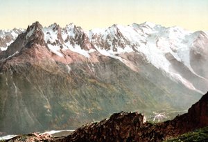 Zicht op de Mont Blanc: De Mont Blanc keten rond 1890 door Unknown artist
