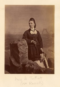 Miss H. Tuttiett (Mrs. Russell) door Unknown artist