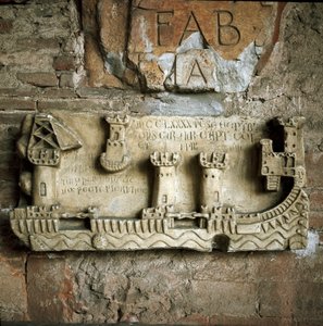 Reliëf dat de haven van Pisa voorstelt (13e eeuw) door Unknown artist