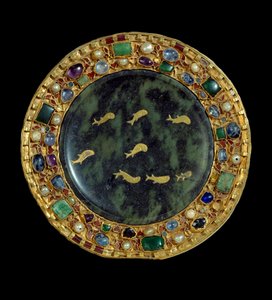 Religieus object: serpentine patene door Unknown artist