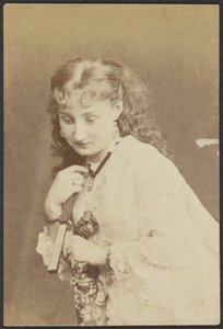 Portret van Val Bateman