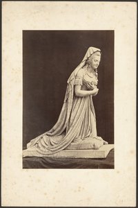 [Sculptuur van een vrouw].