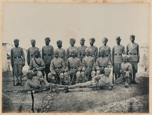 28e Bombay Native Infantry Sepoys door Unknown photographer