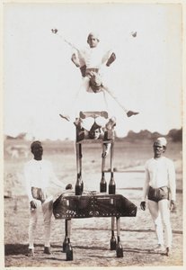 Atletische oefeningen door Unknown photographer
