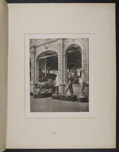 Ingang Italiaanse Sectie, Fabrieksgebouw door Unknown photographer