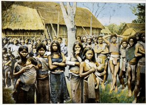 Vrouwen en meisjes uit het land van de Monis, Annam, ca. 1895, Rond de wereld, eind 19e eeuw door Unknown photographer