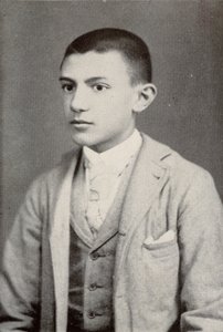 Pablo Picasso in 1896 (15 jaar oud) - in "Picasso, iconografische documenten" door Sabartes door Unknown photographer