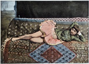 Pers in een harem van Teheran door Unknown photographer