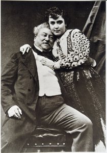 Portret van Alexandre Dumas Père (1802 - 1870) en zijn minnares door Unknown photographer