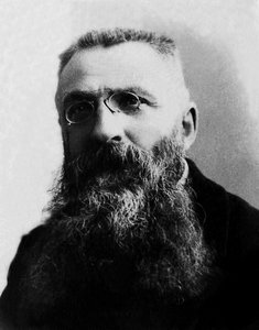 Portret van Auguste Rodin (1840-1917) Franse beeldhouwer door Unknown photographer